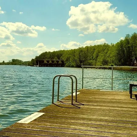 Am Mit Extras Sauna, E-bikes Und Stand Up Paddle *